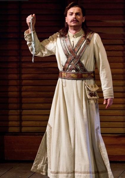 Photo Flash: COSI FAN TUTTE Opens at the Met Image