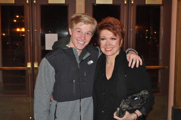 Photo Flash: Donna McKechnie Visits A CHORUS LINE Nat'l Tour 