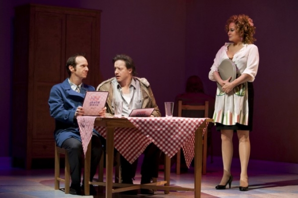 Photo Flash: Fraser, Coolidge, O'Hare in ELLING Image