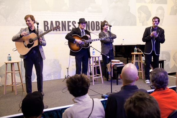 Photo Coverage: RAIN Talks Beatles & Promotes Cast Album at Barnes & Noble Image