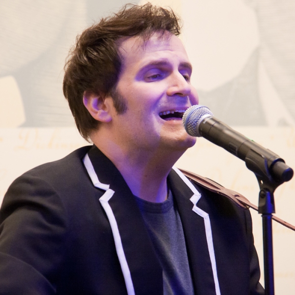 Photo Coverage: RAIN Talks Beatles & Promotes Cast Album at Barnes & Noble Image