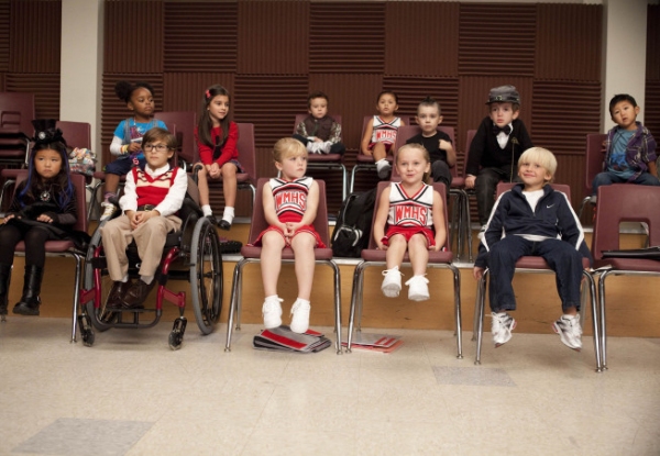 Photos: First Look - Mini-GLEE Kids in 'The Substitute' 