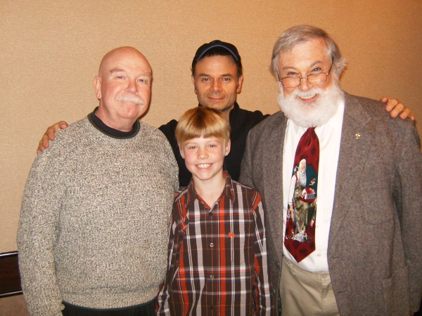 Photo Flash: IT'S BEGINNING TO LOOK A LOT LIKE CHRISTMAS Opening Night Image