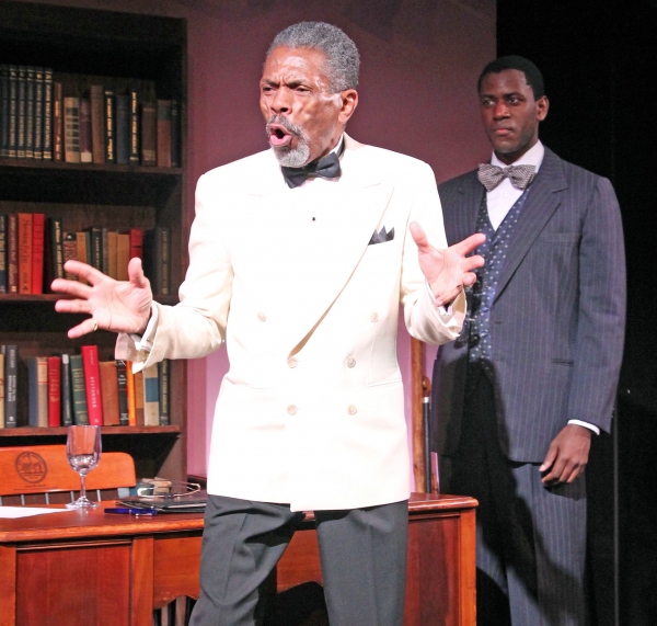 Photo Flash: Woodie King Jr's New Federal Theatre Presents KNOCK ME A KISS 