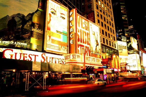 Photo Coverage: UP ON THE MARQUEE Broadway at Night Special! Image