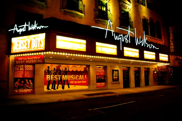 Photo Coverage: UP ON THE MARQUEE Broadway at Night Special! Image