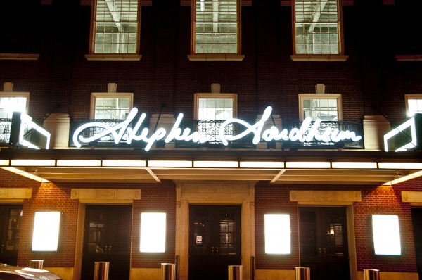 Photo Coverage: UP ON THE MARQUEE Broadway at Night Special! Image