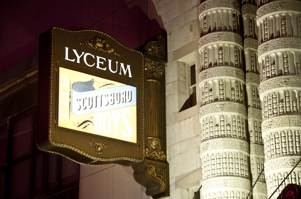 Photo Coverage: UP ON THE MARQUEE Broadway at Night Special! Image