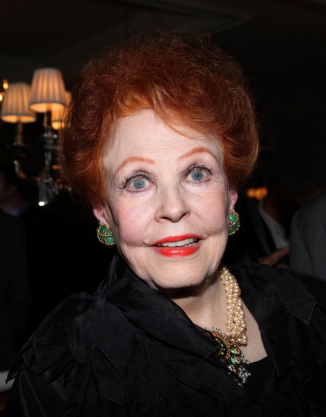 Photo Coverage: Joan Collins Celebrates Feinstein's Opening Image