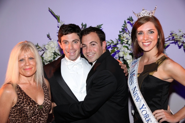 Photo Coverage: MY BIG GAY ITALIAN WEDDING Celebrates 100 Performances Image
