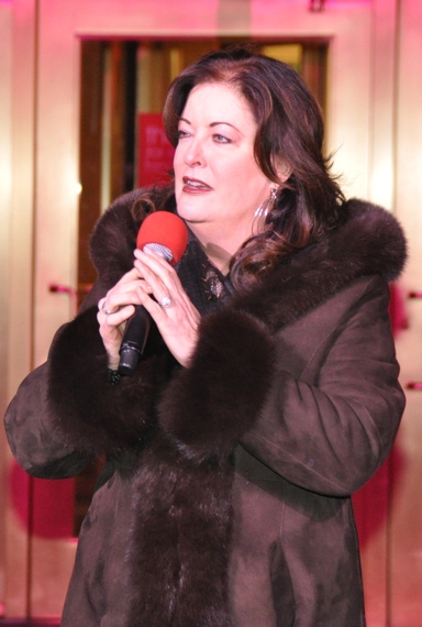 Photo Coverage: Macy's Herald Square Christmas Window Unveiling Spectacular Image