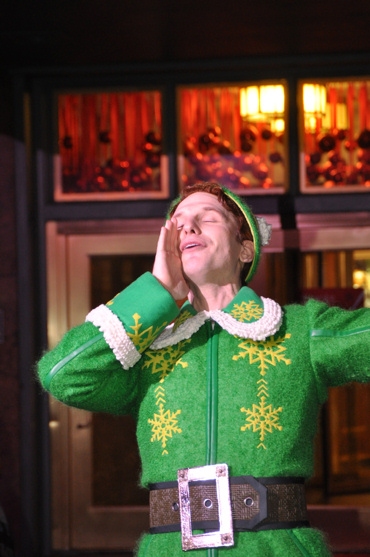 Photo Coverage: Macy's Herald Square Christmas Window Unveiling Spectacular Image