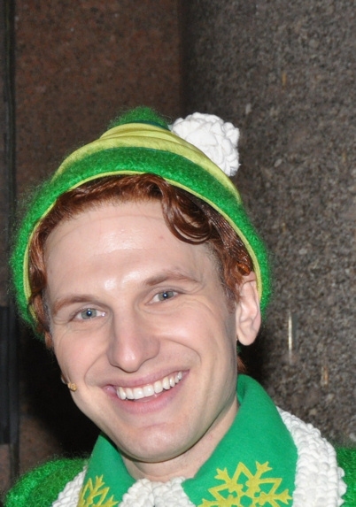 Photo Coverage: Macy's Herald Square Christmas Window Unveiling Spectacular Image