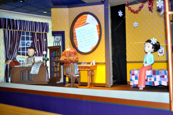 Photo Coverage: Macy's Herald Square Christmas Window Unveiling Spectacular Image