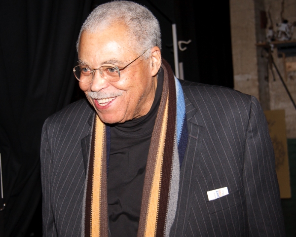 Photo Coverage: James Earl Jones Visits THE SCOTTSBORO BOYS Image