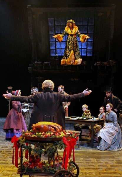 Photo Flash: Guthrie's A CHRISTMAS CAROL Image