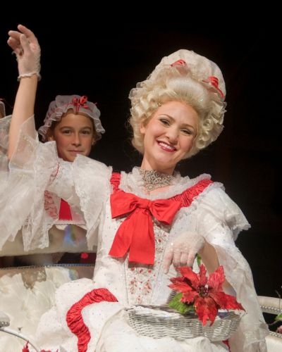 Photo Flash: Alley Theater Presents A CHRISTMAS CAROL Image
