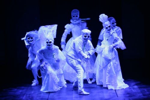 Photo Flash: Alley Theater Presents A CHRISTMAS CAROL Image