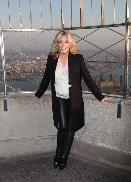 Photo Coverage: Jane Krakowski Lights Up the Empire State Building for Charity Image