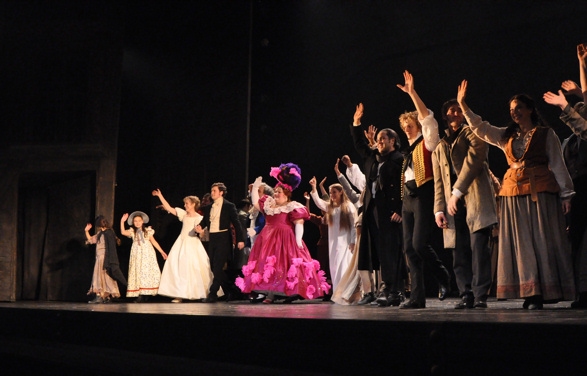 Photo Coverage: LES MIS Opens at Paper Mill! Image