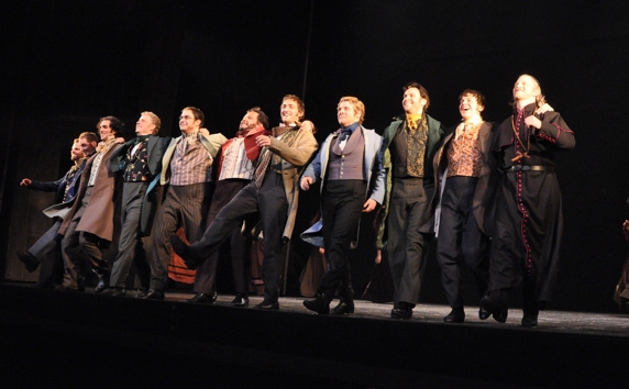 Photo Coverage: LES MIS Opens at Paper Mill! Image
