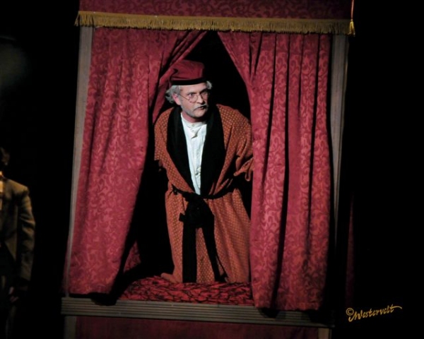 Photo Flash: Wayside Theatre Presents A CHRISTMAS CAROL Image