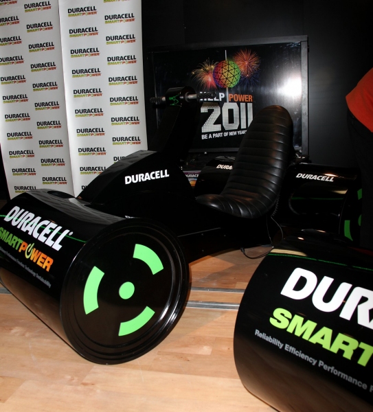 Photo Coverage: Celebs Join Duracell to Prep for New Year's Eve Image