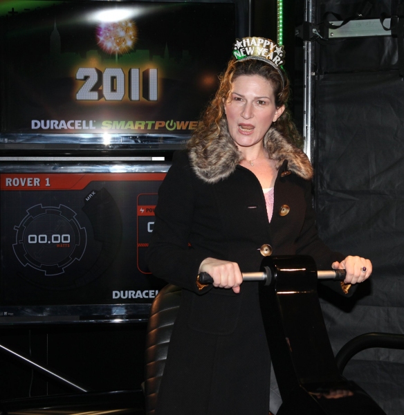 Photo Coverage: Celebs Join Duracell to Prep for New Year's Eve Image