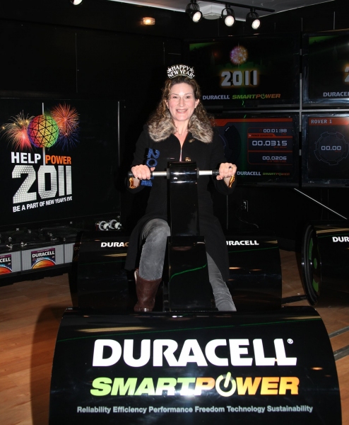 Photo Coverage: Celebs Join Duracell to Prep for New Year's Eve Image