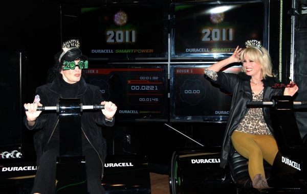 Photo Coverage: Celebs Join Duracell to Prep for New Year's Eve Image