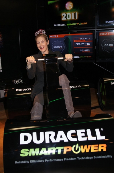 Photo Coverage: Celebs Join Duracell to Prep for New Year's Eve Image