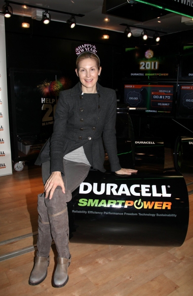 Photo Coverage: Celebs Join Duracell to Prep for New Year's Eve Image