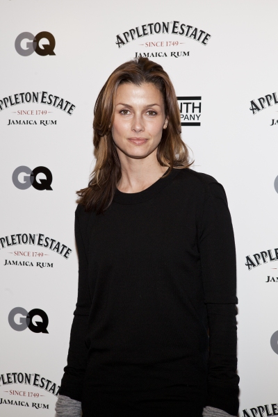 Photo Coverage: Bibb, Rockwell et al. Team Up for 'Celebrity Charades Fight Night' Image