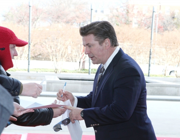 Photo EXCLUSIVE: Rehearsal Arrivals for the 2010 Kennedy Center Honors Image