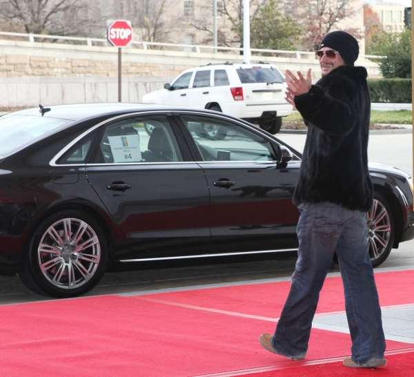 Photo EXCLUSIVE: Rehearsal Arrivals for the 2010 Kennedy Center Honors Image