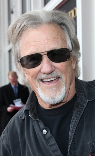 Photo EXCLUSIVE: Rehearsal Arrivals for the 2010 Kennedy Center Honors Image