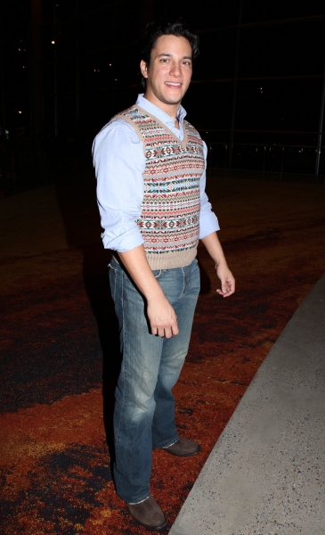 Photo EXCLUSIVE: Meet the Cast of Arena's OKLAHOMA! Image