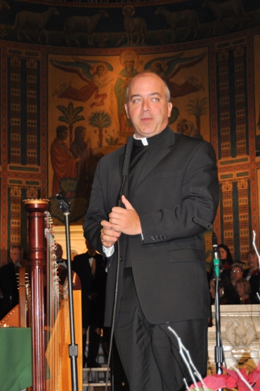 Photo Coverage: Tenor Karl Scully In Concert in the New York Area Image