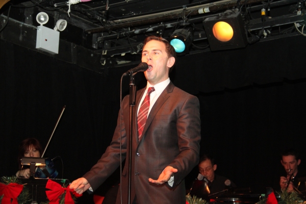 Photo Coverage: Daniel Reichard - A Christmas Concert Image