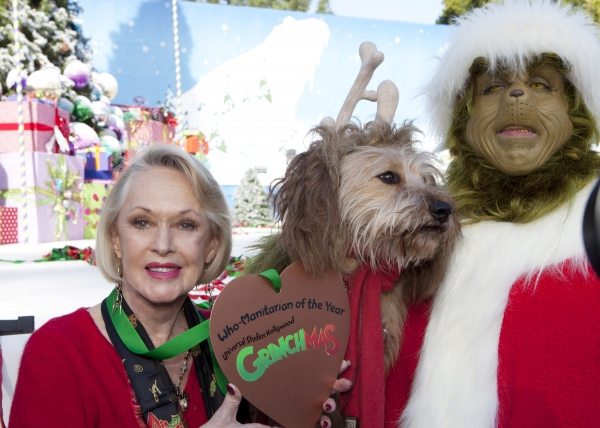 Photo Flash: Whomanitarian Award Presented to Tippi Hedren 