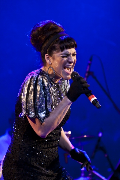 Photo Coverage: Shoshana Bean Plays Le Poison Rouge Image
