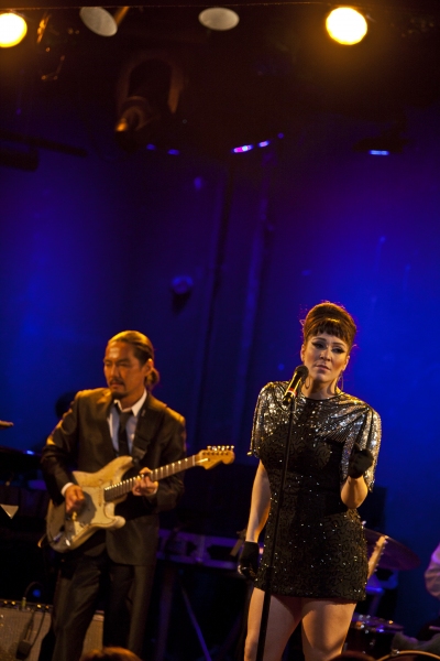 Photo Coverage: Shoshana Bean Plays Le Poison Rouge Image