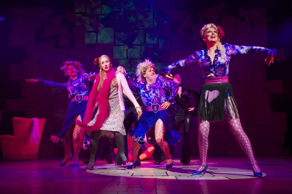 Photo Flash: Royal Shakespeare Company's MATILDA Production Shots Image
