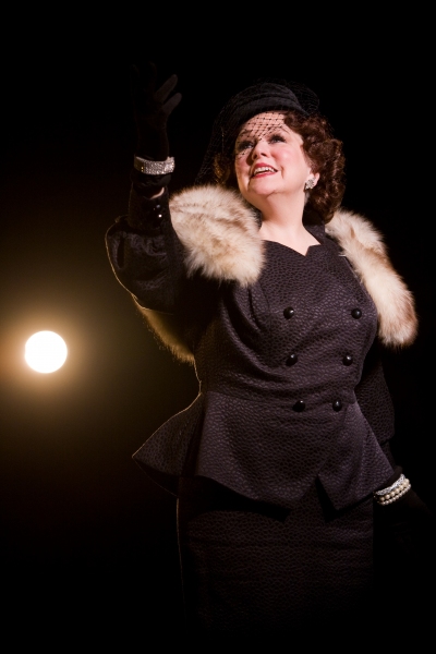 Photo Flash: Signature Theatre's SUNSET BLVD. Image
