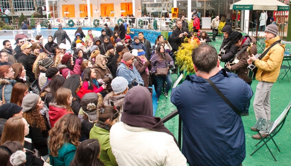 Photo Coverage: AMERICAN IDIOT Plays Bryant Park for BC/EFA Image