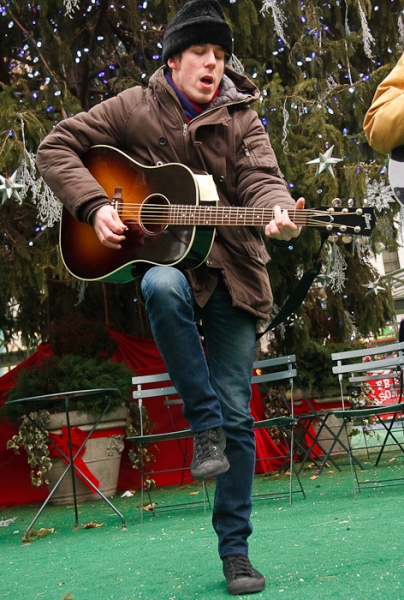 Photo Coverage: AMERICAN IDIOT Plays Bryant Park for BC/EFA Image