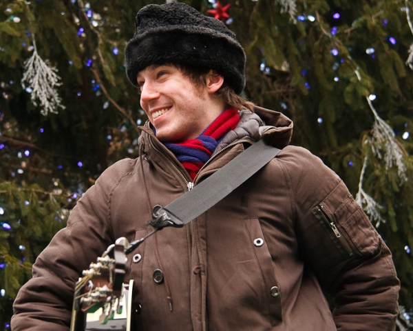 Photo Coverage: AMERICAN IDIOT Plays Bryant Park for BC/EFA Image