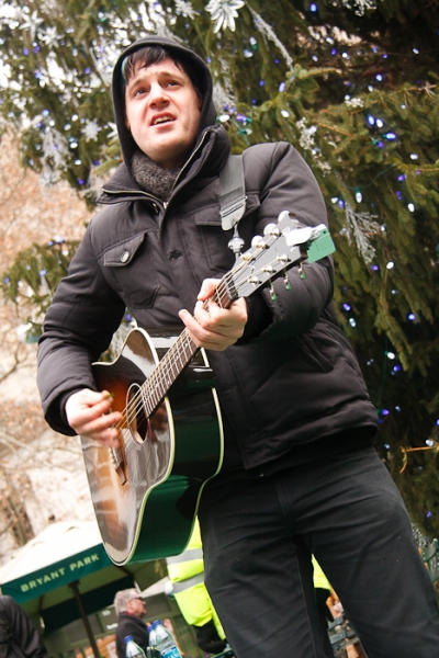 Photo Coverage: AMERICAN IDIOT Plays Bryant Park for BC/EFA Image