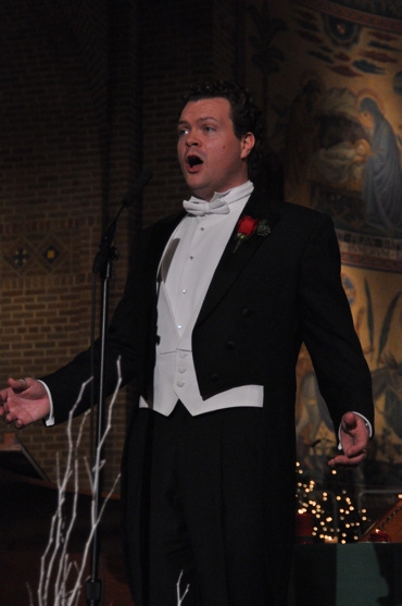 Photo Coverage: Karl Scully Plays Second Sold Out Show on Long Island Image