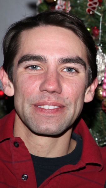 Photo Coverage: LOMBARDI Celebrates the Holidays and the Packers at Bowlmor Lanes Image